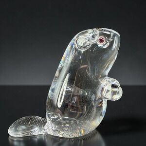 Steuben Crystal Beaver Figurine Lloyd Atkins 1975 Garnet Eyes Art Glass Signed